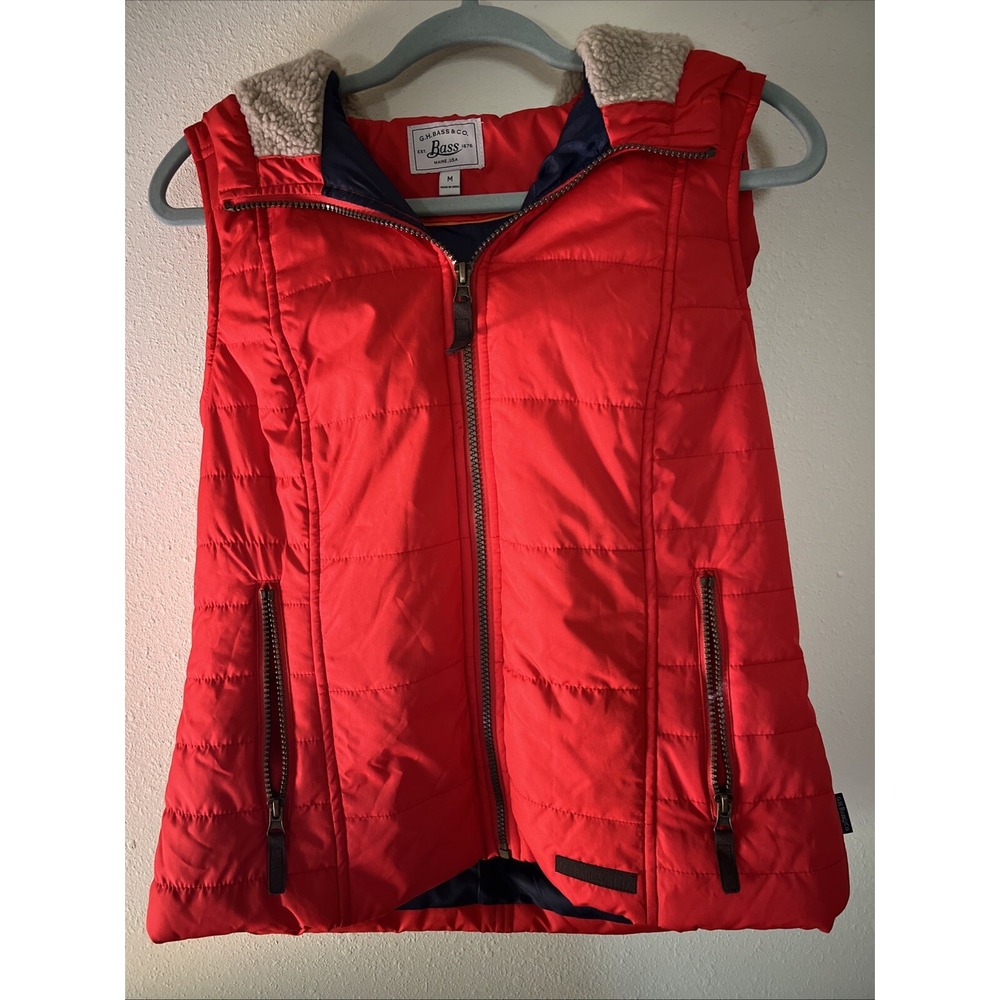 GH Bass And Co Hooded Red Vest With Pockets Size Medium Sherpa Hood Zip Pockets
